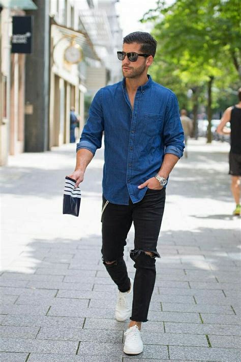 black jeans with black sneakers